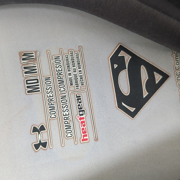 Under Armour Compression Shirt - Picture 3 of 4